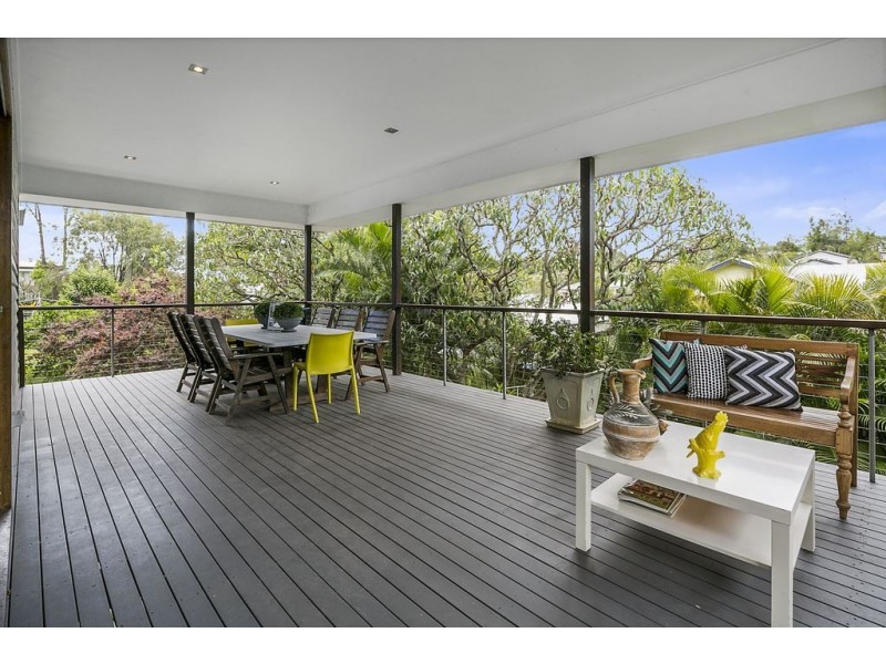 168 Macrossan Avenue, Norman Park QLD 4170