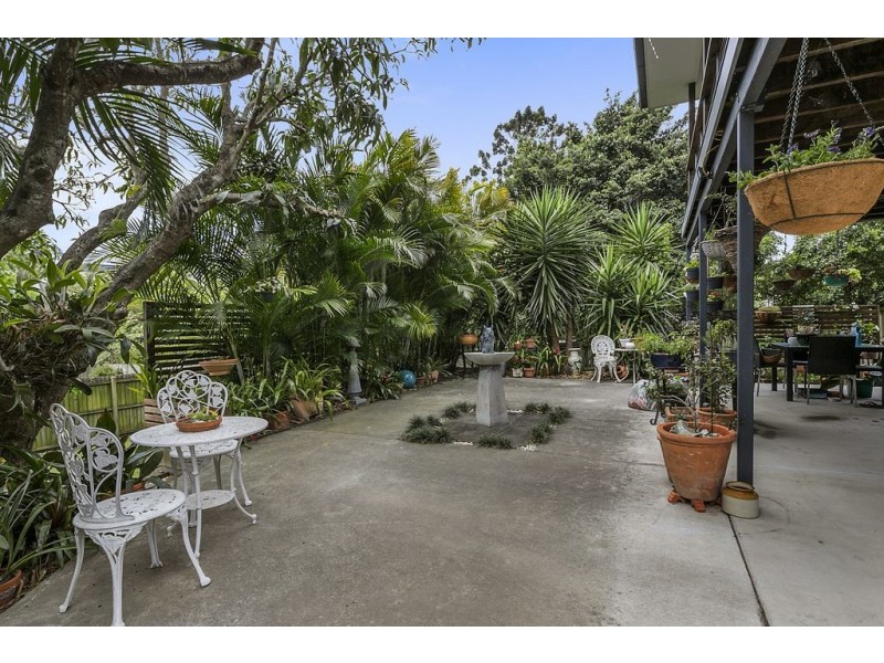 168 Macrossan Avenue, Norman Park QLD 4170