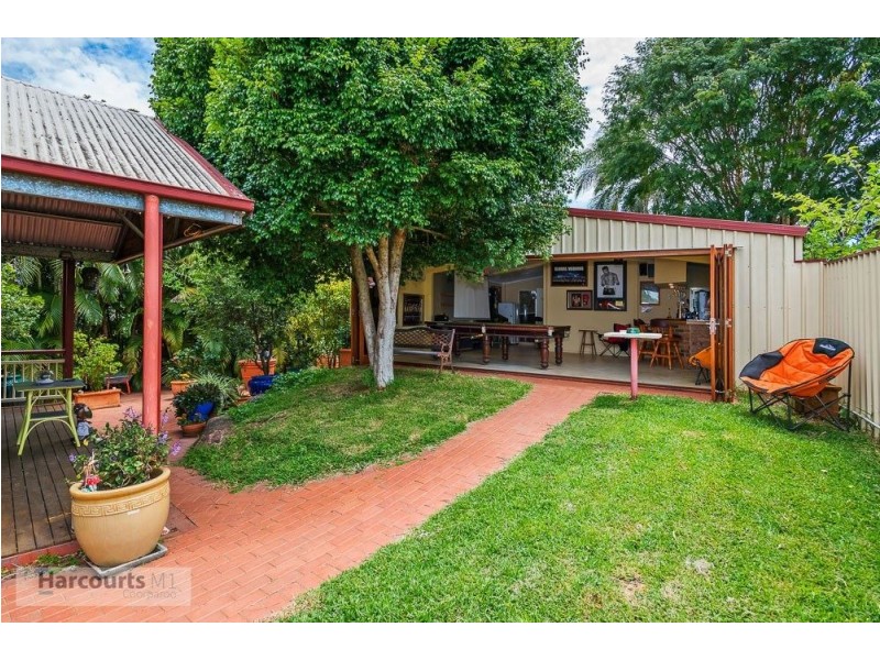 64 Currey Avenue, Moorooka QLD 4105