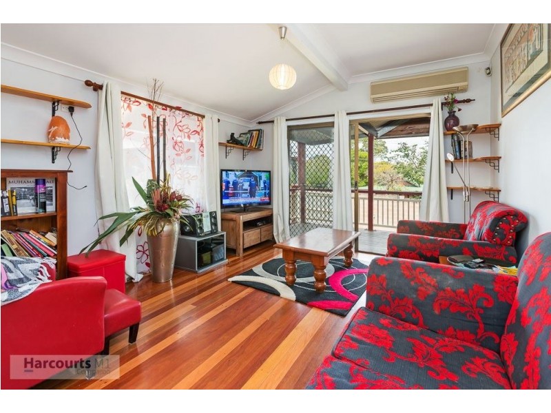 64 Currey Avenue, Moorooka QLD 4105