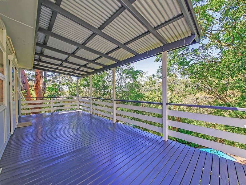 52 Burbong Street, Chapel Hill QLD 4069
