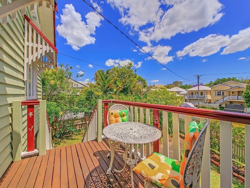 18 Geera Street, Coorparoo QLD 4151