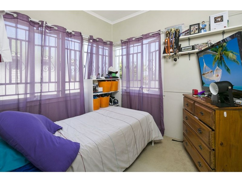 106 Stanley Road, Camp Hill QLD 4152