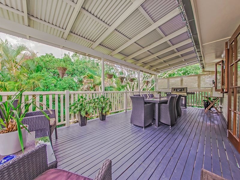 7 Gardenvale Street, Holland Park West QLD 4121