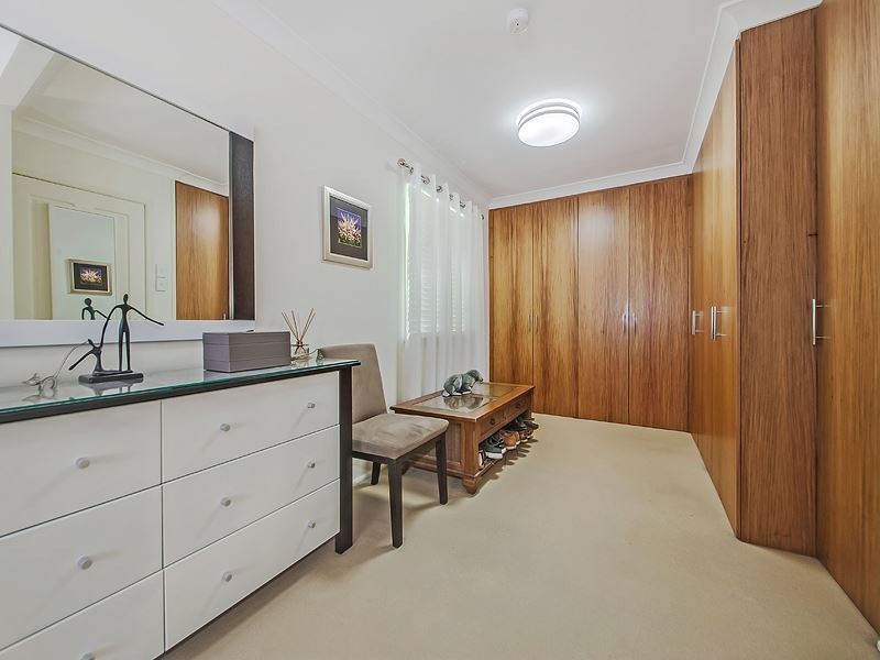 7 Gardenvale Street, Holland Park West QLD 4121