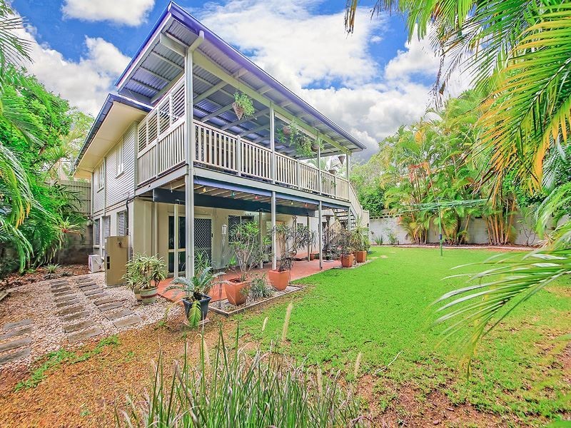 7 Gardenvale Street, Holland Park West QLD 4121