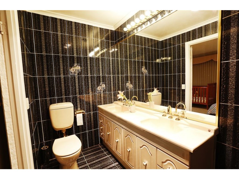 43 Panama Street, Wishart QLD 4122