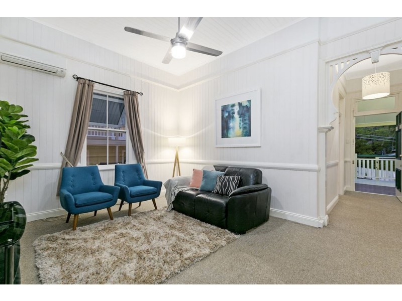 33 Carville Street, Annerley QLD 4103