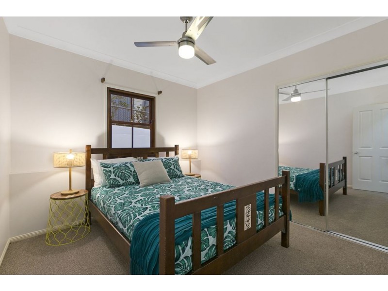 33 Carville Street, Annerley QLD 4103