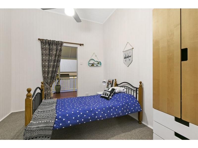 33 Carville Street, Annerley QLD 4103