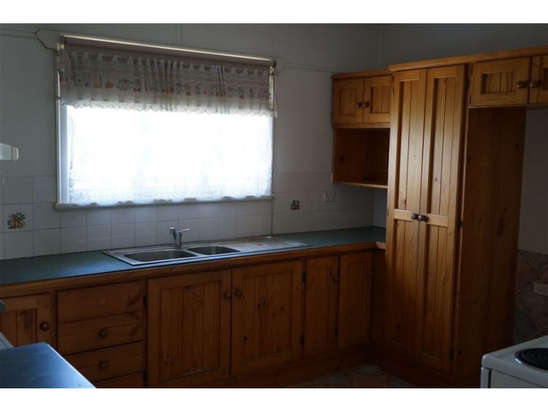 1812 Logan Road, Upper Mount Gravatt QLD 4122