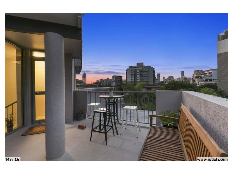 18/219 Wellington Road, East Brisbane QLD 4169