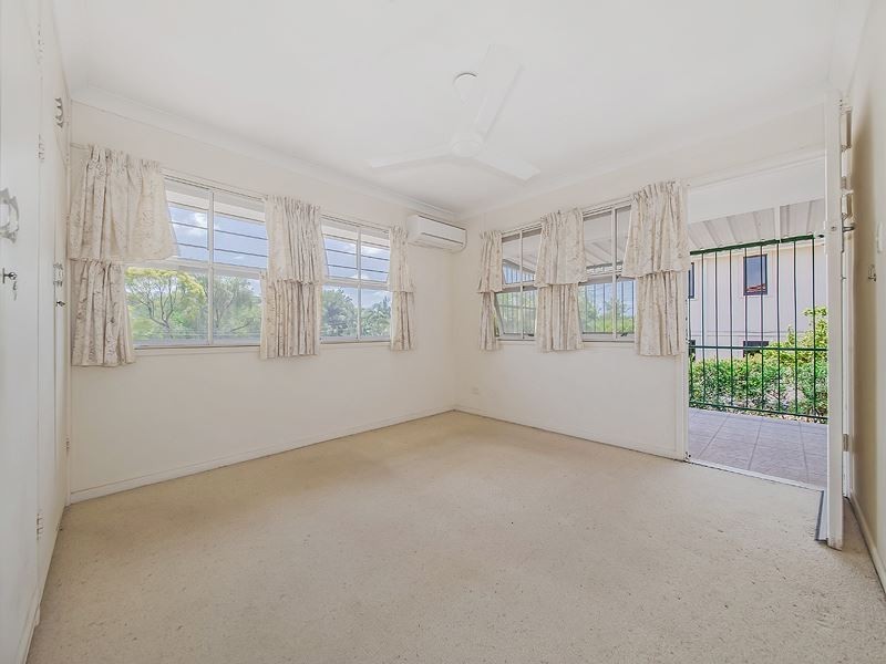 54 Vaughan Street, Mount Gravatt East QLD 4122
