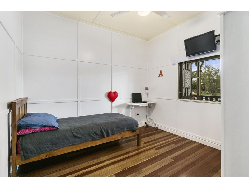 17 Cyprus Street, Tivoli QLD 4305