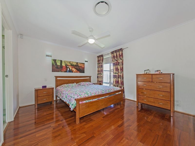 52 Taylor Place, Mackenzie QLD 4156
