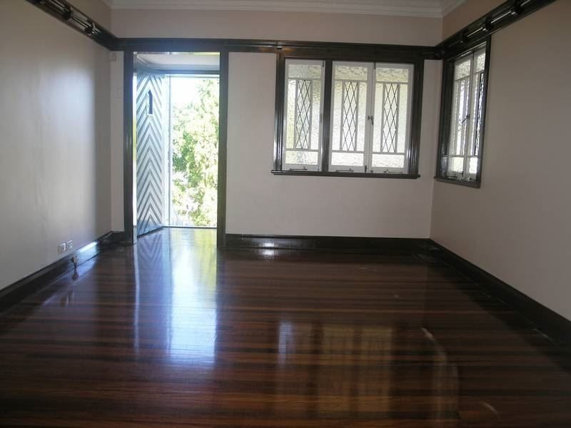 67 Lade Street, Coorparoo QLD 4151