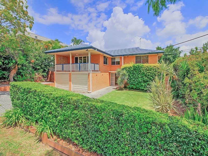 18 Ferol Street, Coorparoo QLD 4151