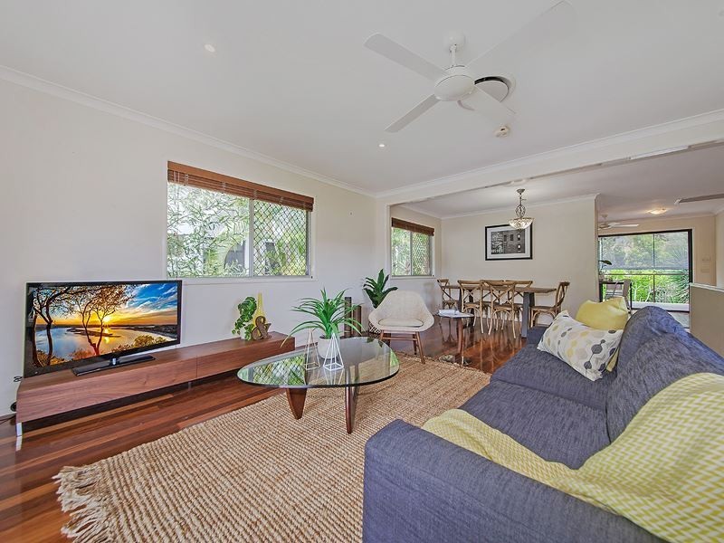18 Ferol Street, Coorparoo QLD 4151
