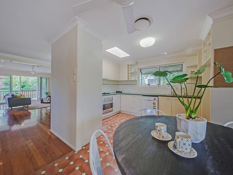 18 Ferol Street, Coorparoo QLD 4151