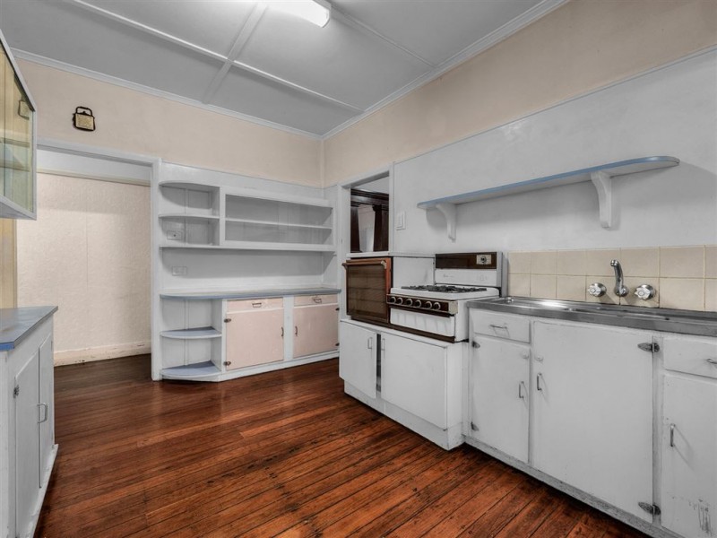 18 Pelham Street, Coorparoo QLD 4151