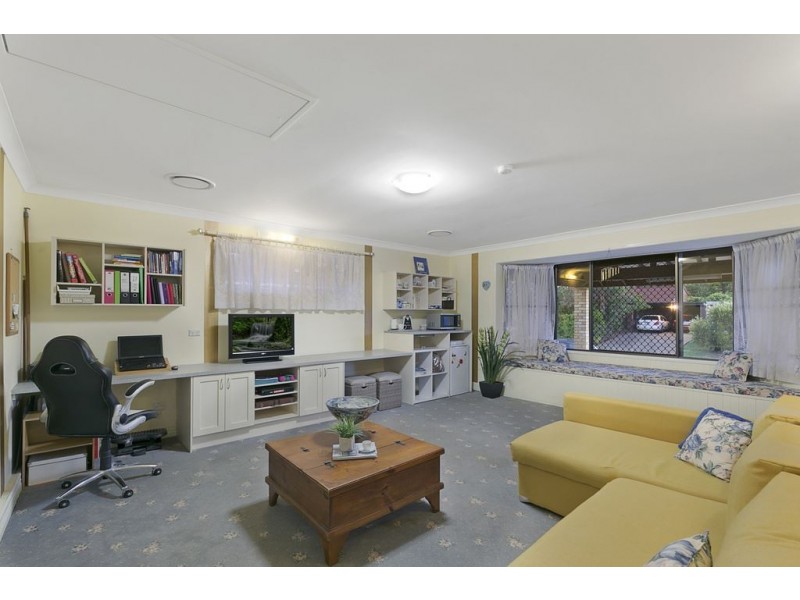 2 Everest Street, Daisy Hill QLD 4127
