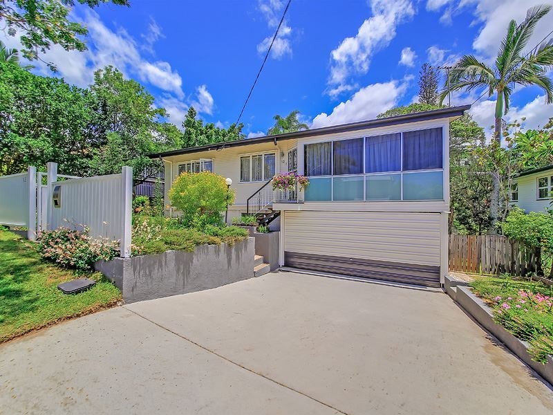 12 Monza Street, Holland Park West QLD 4121