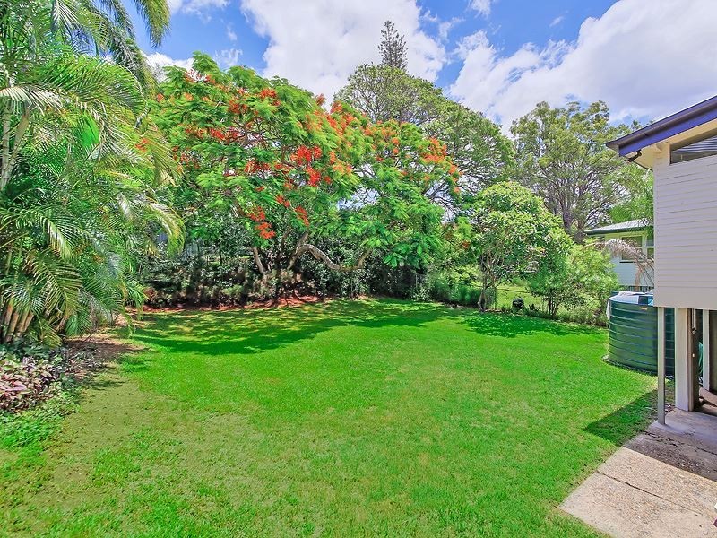 12 Monza Street, Holland Park West QLD 4121