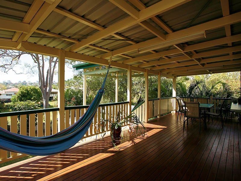 52 McLay Street, Coorparoo QLD 4151