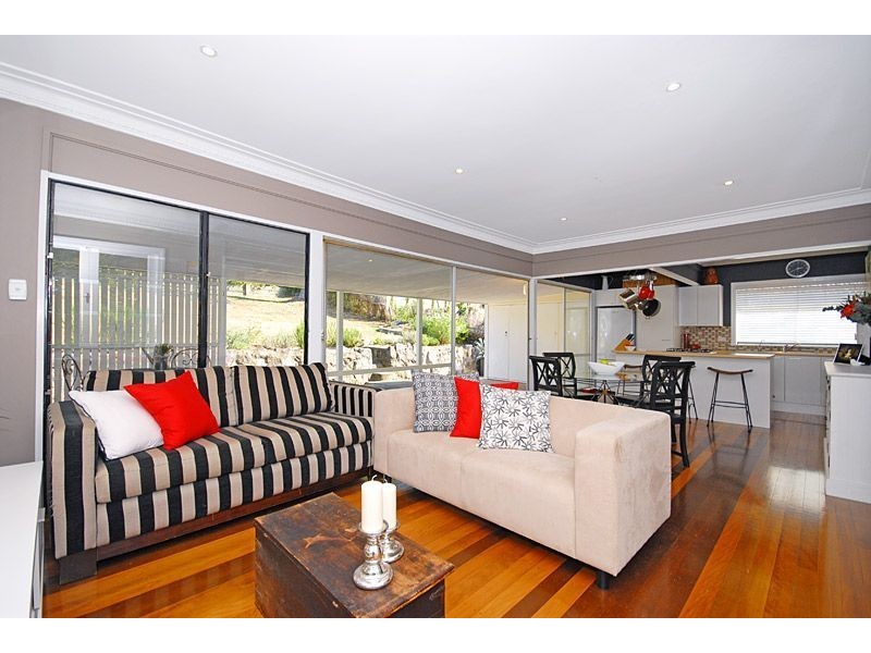 55 Oxley Drive, Holland Park QLD 4121