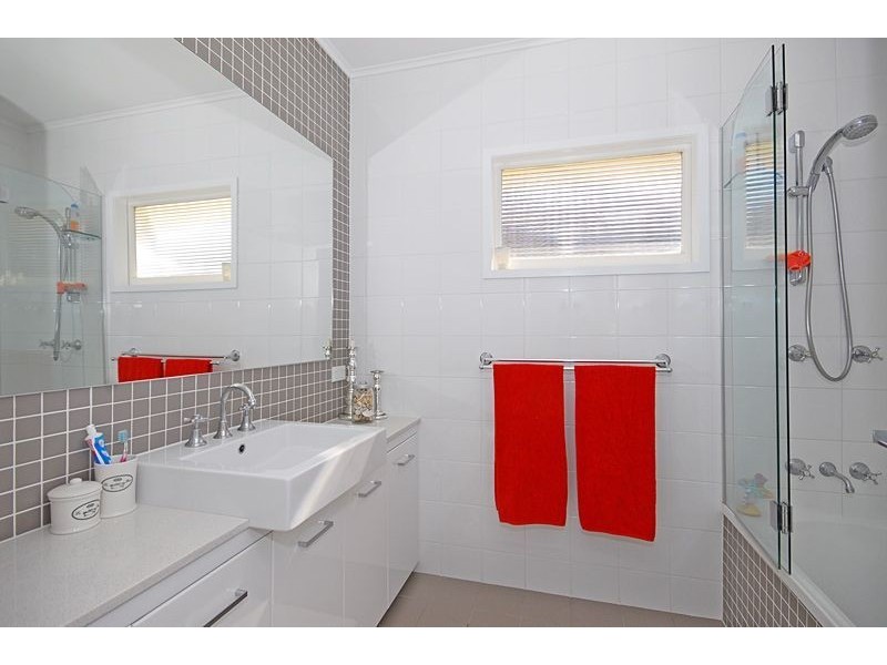 55 Oxley Drive, Holland Park QLD 4121