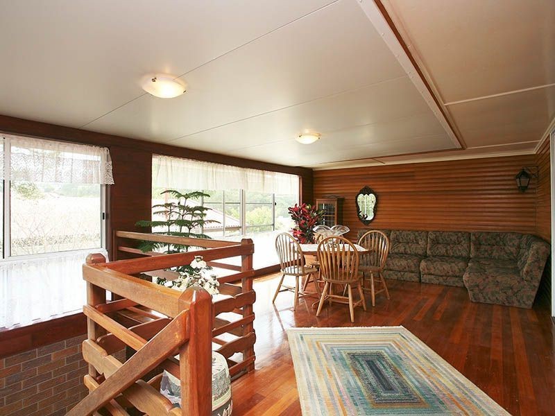 92 Brodie Street, Holland Park West QLD 4121