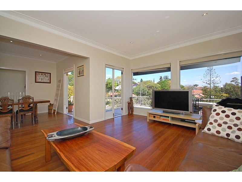 26 Newbolt Street, Holland Park QLD 4121