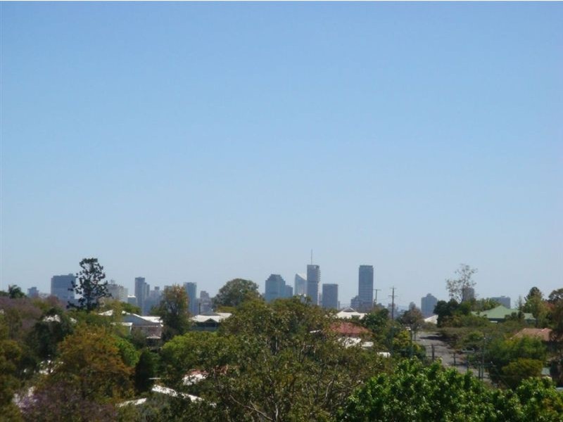 33 Oxley Drive, Holland Park QLD 4121