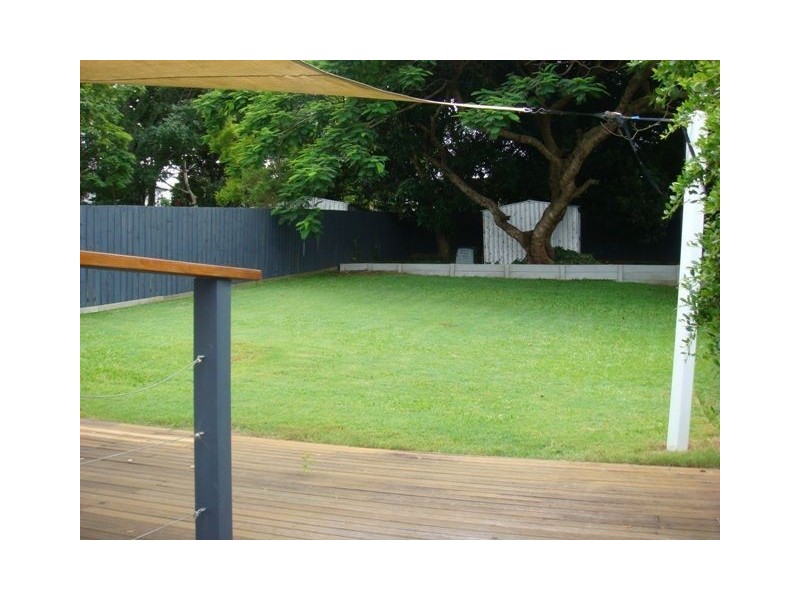 30 First Street, Camp Hill QLD 4152