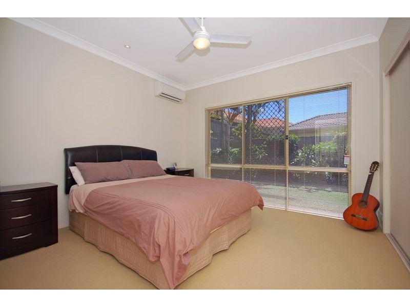 20 Oleander Place, Carindale QLD 4152