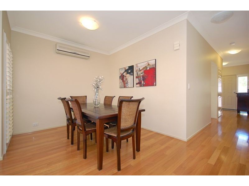 20 Oleander Place, Carindale QLD 4152