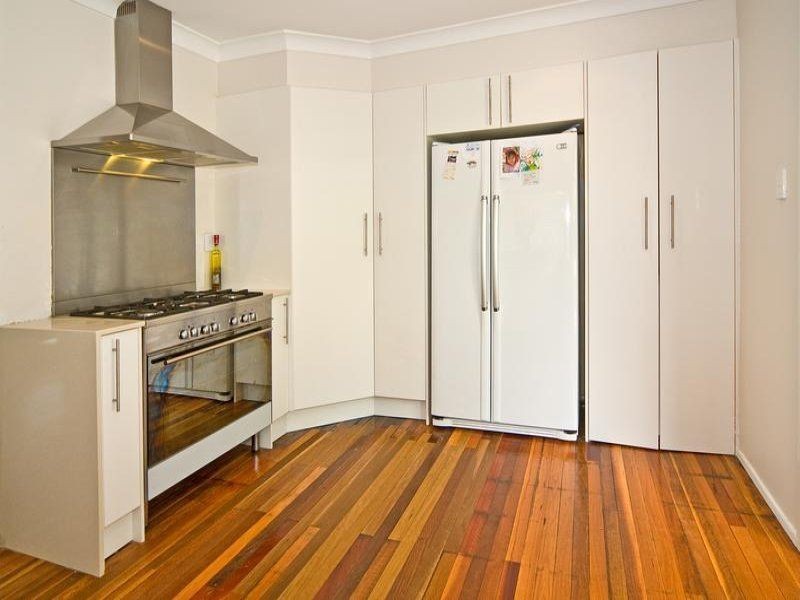 30 Hillock Street, Coorparoo QLD 4151