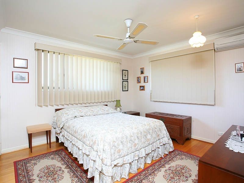 5 Ben Ean Street, Holland Park QLD 4121