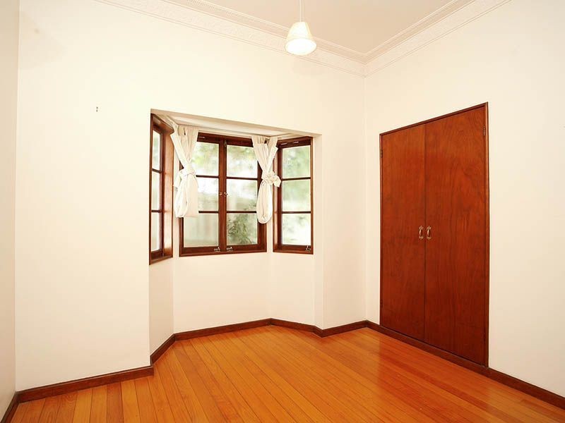 16 Keera Street, Coorparoo QLD 4151