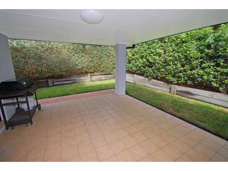 16 Glyn Street, Coorparoo QLD 4151