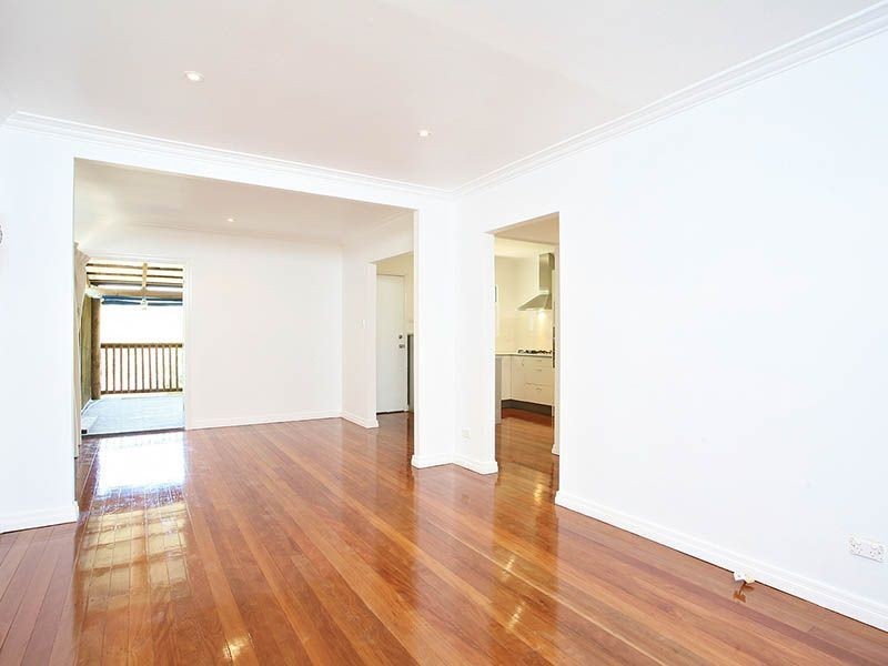 137 Sterculia Avenue, Holland Park West QLD 4121