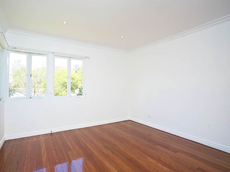 137 Sterculia Avenue, Holland Park West QLD 4121