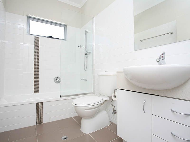 8/12 Ormuz Street, Carina Heights QLD 4152