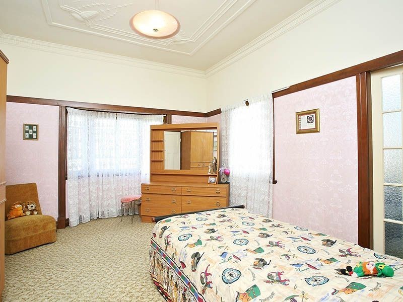 21 Pelham Street, Coorparoo QLD 4151