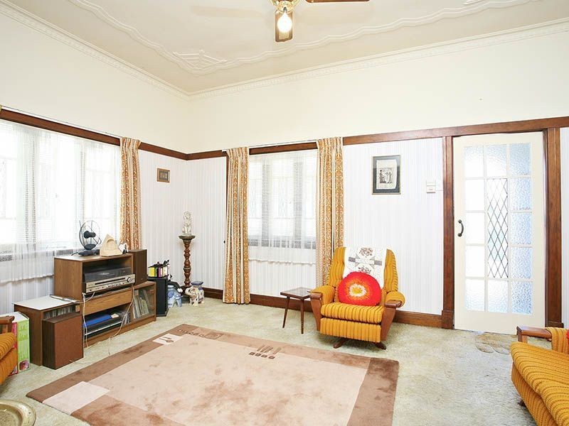 21 Pelham Street, Coorparoo QLD 4151