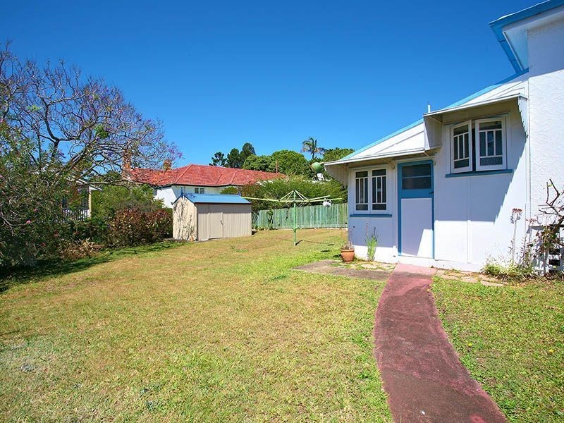 21 Pelham Street, Coorparoo QLD 4151