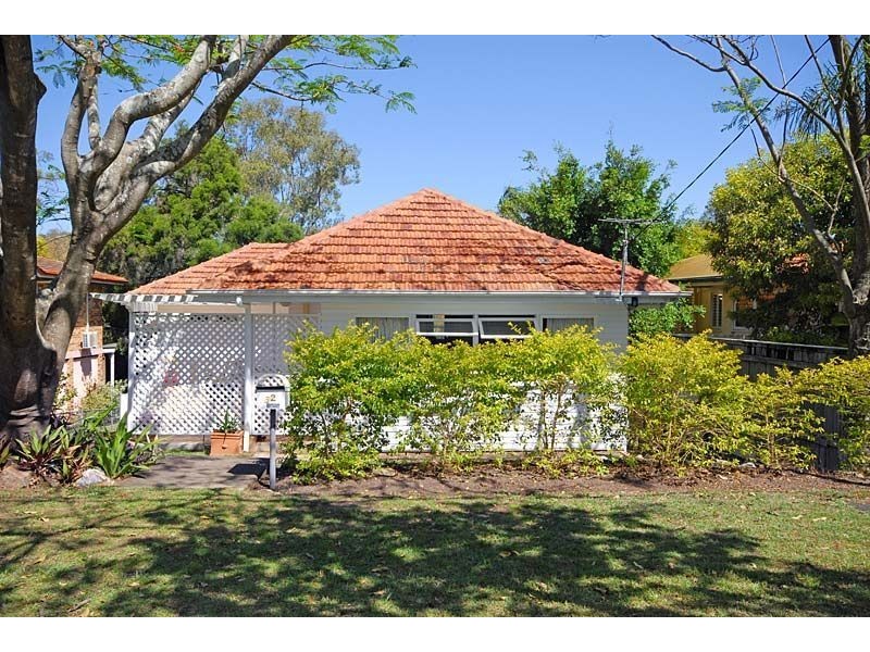 62 Buena Vista Avenue, Coorparoo QLD 4151