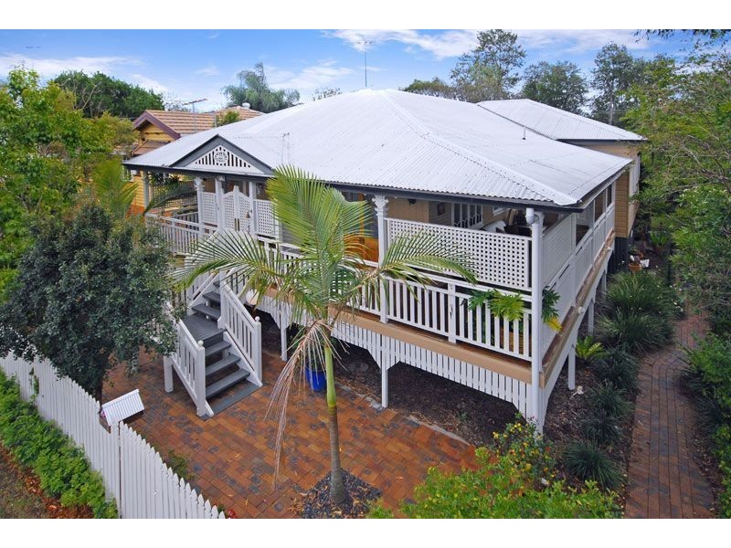14 Frank Street, Norman Park QLD 4170