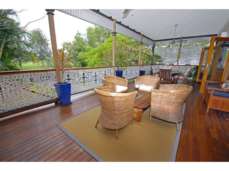 14 Frank Street, Norman Park QLD 4170