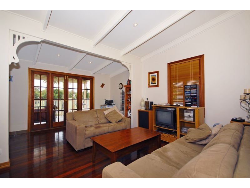 58 Baron Street, Greenslopes QLD 4120